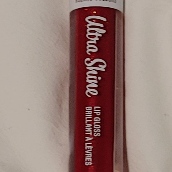 Gloss And Lipliner Set - Picture 2 of 3